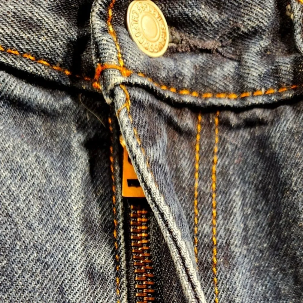 Levi's‎ Jeans Men's 550 Relaxed Fit Straight Leg Blue Rinse Denim Mid Rise 38 32